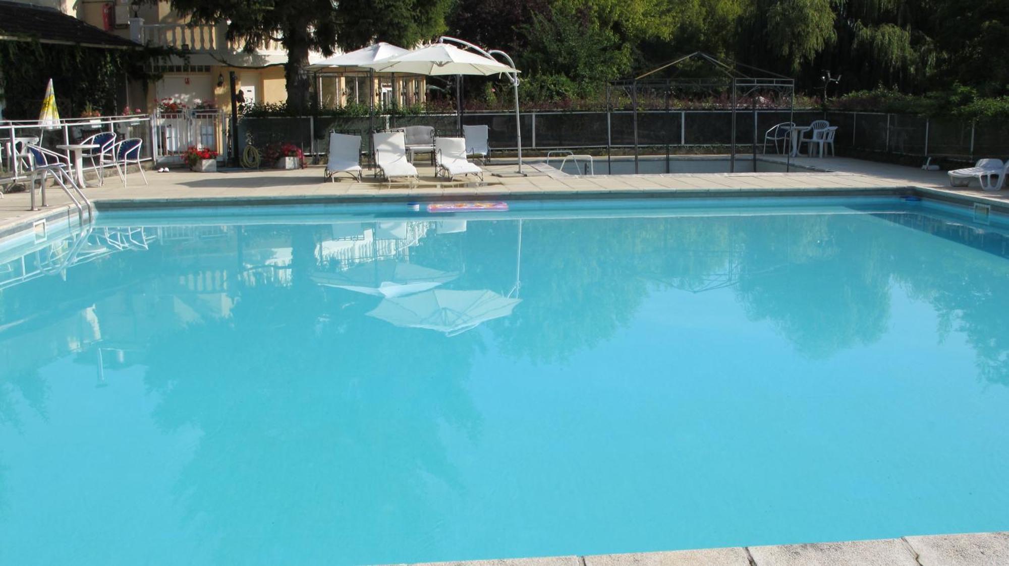 Hotel Acostel Meaux Εξωτερικό φωτογραφία