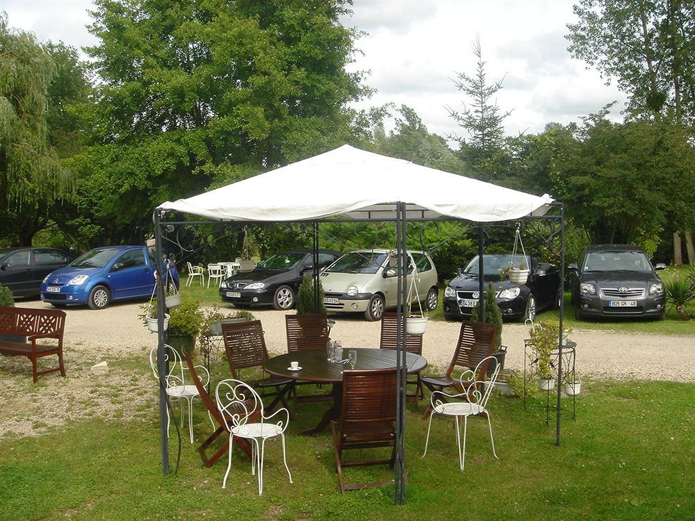 Hotel Acostel Meaux Εξωτερικό φωτογραφία